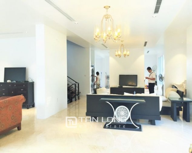 4 bedrooms Villa in Long Bien, Ha Noi, Vietnam No. 5005