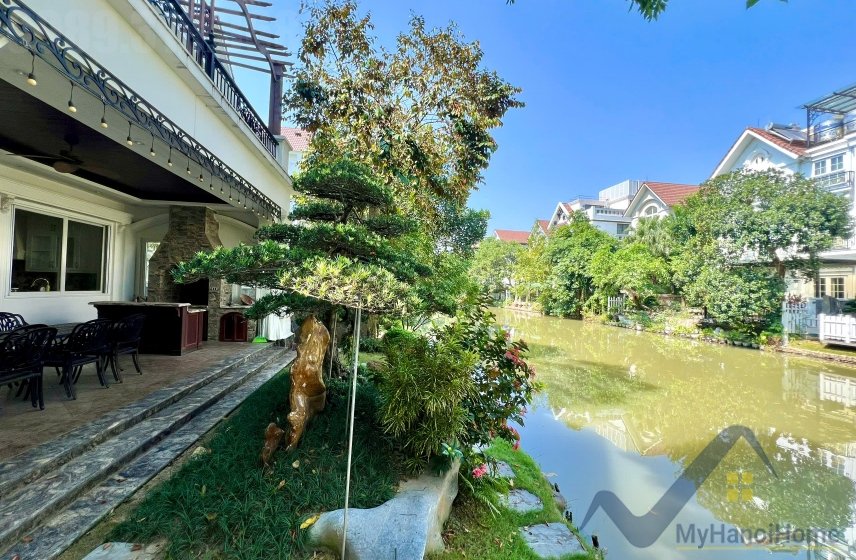 5 bedrooms Villa in Long Bien, Ha Noi, Vietnam No. 26483