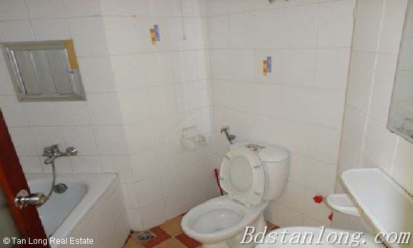 3 bedrooms Apartment in Cau Giay, Ha Noi, Vietnam No. 8117