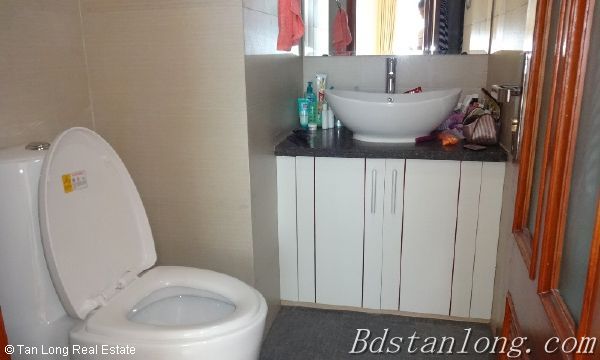 2 bedrooms Apartment in Ba Dinh, Ha Noi, Vietnam No. 8115