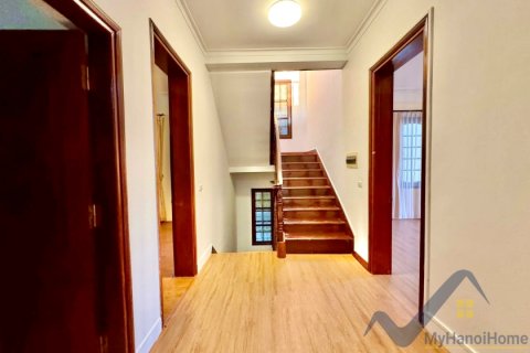5 bedrooms Villa in Tay Ho, Ha Noi, No. 18995 4