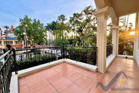 5 bedrooms Villa in Tay Ho, Ha Noi, No. 18995 8