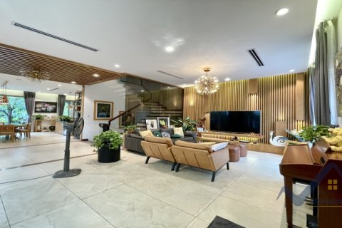 4 bedrooms Villa in Long Bien, Ha Noi,  No. 18996