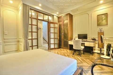 4 bedrooms Apartment in Ha Noi,  No. 27646 8