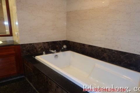 2 bedrooms Apartment in Hai Ba Trung, Ha Noi, No. 8372 5