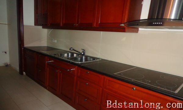 Квартира с 2 спальнями в Хайбачынг, Ханой, Вьетнам № 8373