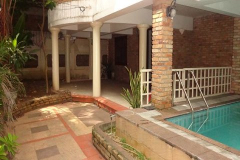 4 bedrooms Villa in Tay Ho, Ha Noi, No. 9530 2