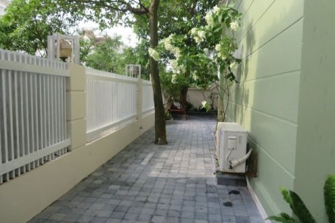 4 bedrooms Villa in Tay Ho, Ha Noi, No. 9529 8