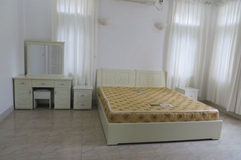 4 bedrooms Villa in Tay Ho, Ha Noi, No. 9531 21