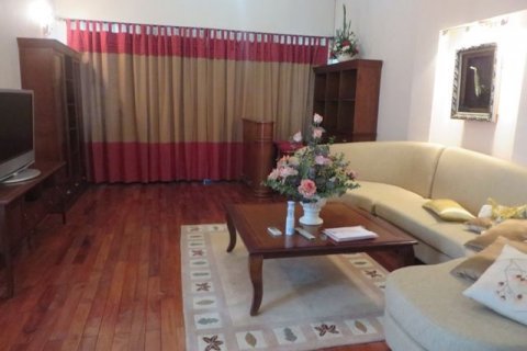 4 bedrooms Villa in Tay Ho, Ha Noi, No. 9533 9