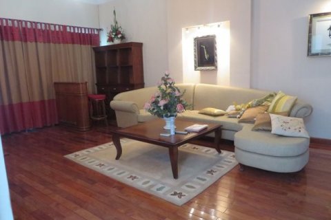 4 bedrooms Villa in Tay Ho, Ha Noi, No. 9533 11