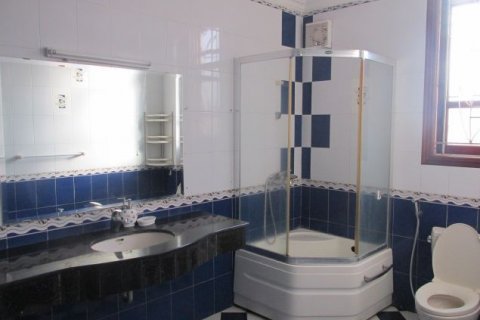 Вилла с 4 спальнями в Лонгбьен, Ханой , № 9532 10