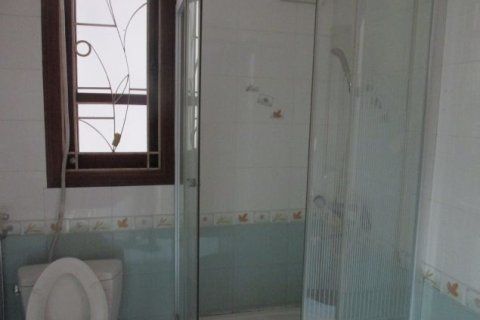 Вилла с 4 спальнями в Лонгбьен, Ханой , № 9532 16