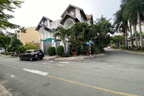 Studio Villa in District 7, Ho Chi Minh,  No. 24524