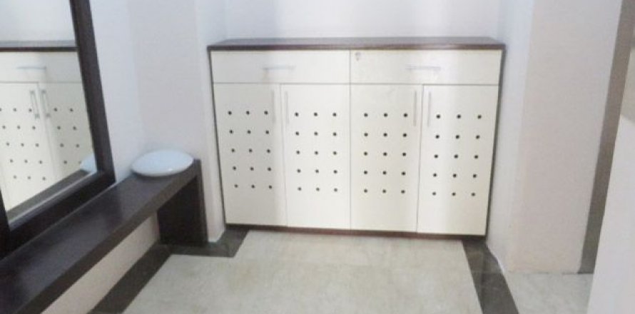 Квартира с 3 спальнями в Тэйхо, Ханой , № 7003