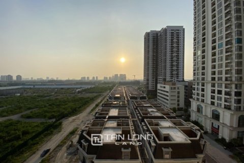 93.6m2 Apartment in Tay Ho, Ha Noi, No. 2439 3