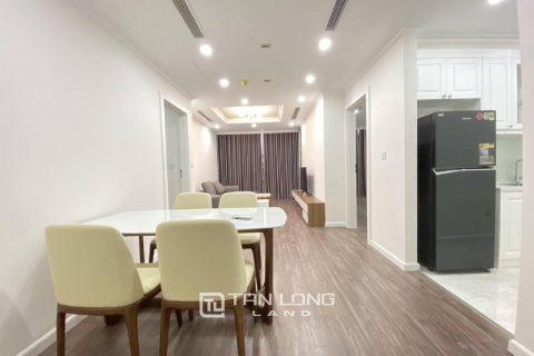 93.6m2 Apartment in Tay Ho, Ha Noi, No. 2439 5