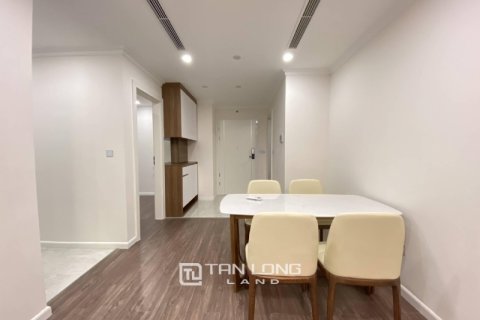 93.6m2 Apartment in Tay Ho, Ha Noi, No. 2439 4