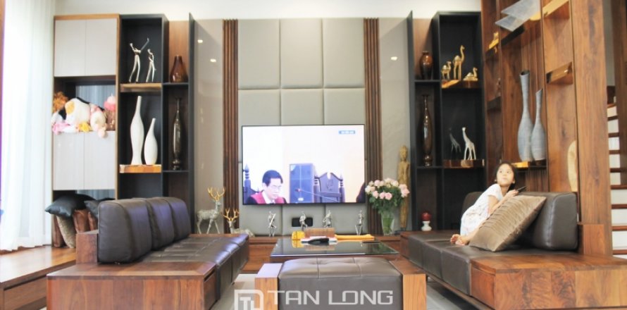 4 bedrooms Villa in Long Bien, Ha Noi, No. 2441