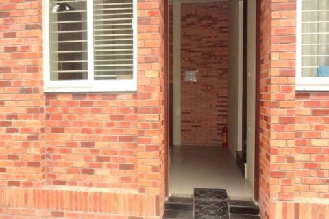 1 bedroom Apartment in Tay Ho, Ha Noi, No. 4270 2