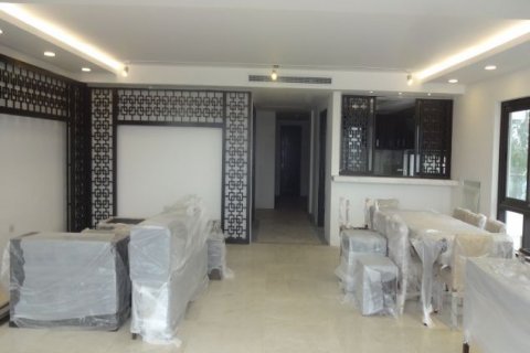 Квартира с 3 спальнями в Тэйхо, Ханой , № 7607 2
