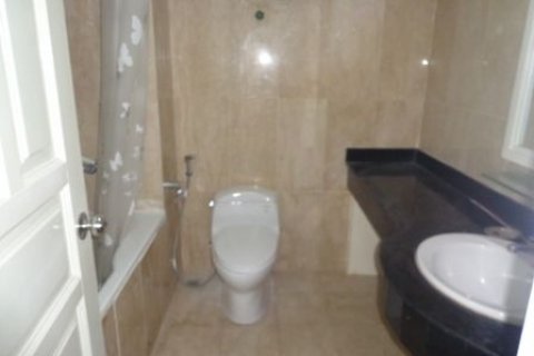Квартира с 4 спальнями в Тэйхо, Ханой ,  № 7611 9