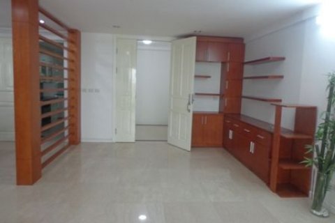 Квартира с 4 спальнями в Тэйхо, Ханой ,  № 7611 3