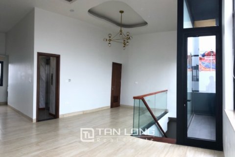 Квартира с 3 спальнями в Тэйхо, Ханой , № 3137 5