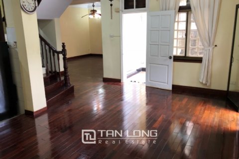 4 bedrooms House in Tay Ho, Ha Noi, No. 3138 4