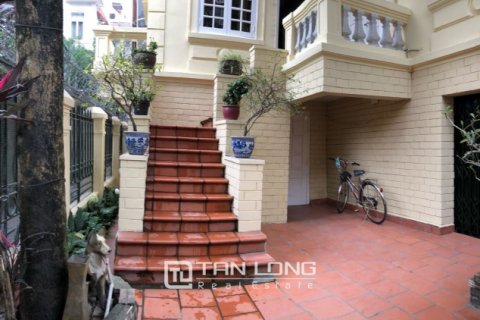 4 bedrooms House in Tay Ho, Ha Noi, No. 3138 3