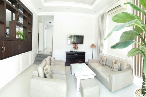 4 bedrooms Villa in Nha Trang, No. 16909 2