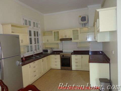Вилла с 5 спальнями в Тэйхо, Ханой, Вьетнам № 7941