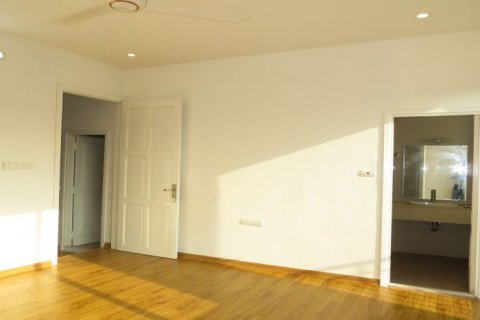 4 bedrooms Villa in Tay Ho, Ha Noi, No. 20273 12