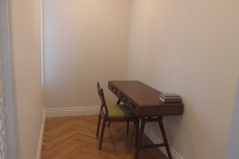 2 bedrooms Apartment in Hai Ba Trung, Ha Noi, No. 9498 11