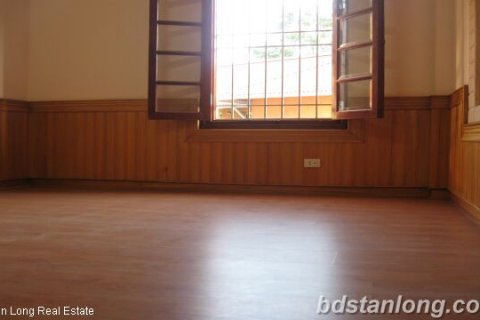 4 bedrooms House in Ba Dinh, Ha Noi, No. 8096 4