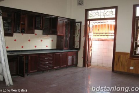 4 bedrooms House in Ba Dinh, Ha Noi, No. 8096 2