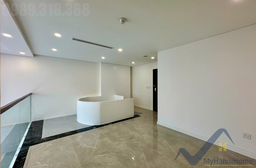 3 bedrooms Apartment in Long Bien, Ha Noi, Vietnam No. 26422