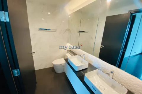 Квартира с 4 спальнями в Тхудык, Хошимин , № 11253 5