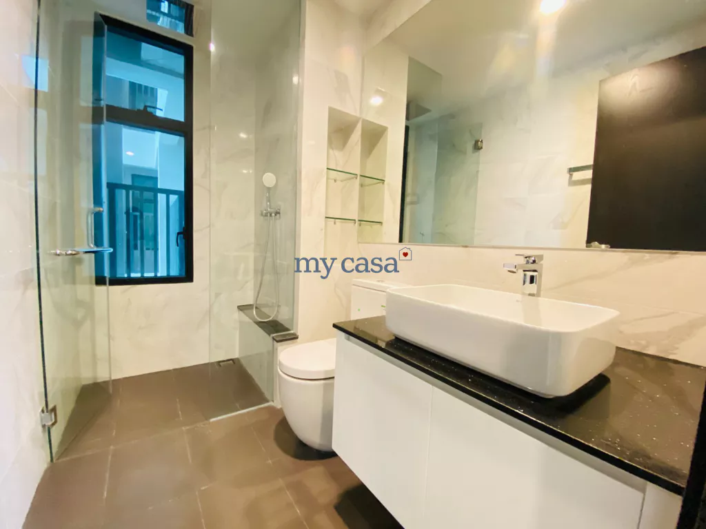 4 bedrooms Apartment in Thu Duc, Ho Chi Minh, Vietnam No. 11253