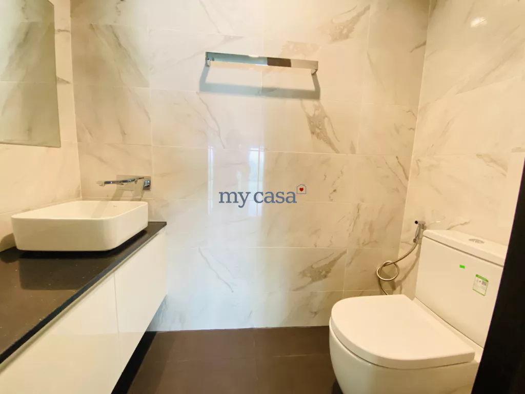 4 bedrooms Apartment in Thu Duc, Ho Chi Minh, Vietnam No. 11253