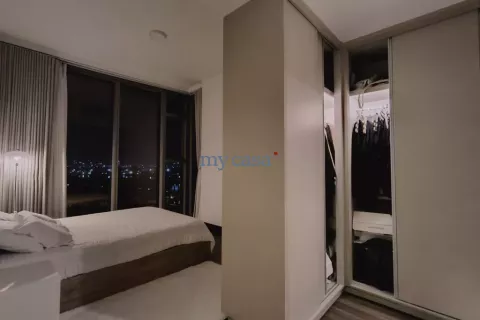 Квартира с 2 спальнями в Тхудык, Хошимин , № 11252 3