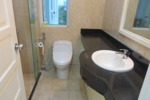 3 bedrooms Apartment in Tay Ho, Ha Noi, No. 5588 15