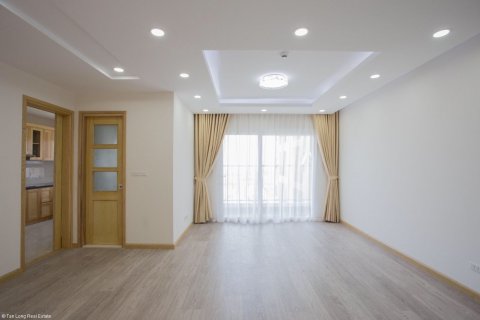 Квартира с 3 спальнями в Намтыльем, Ханой ,  № 5589