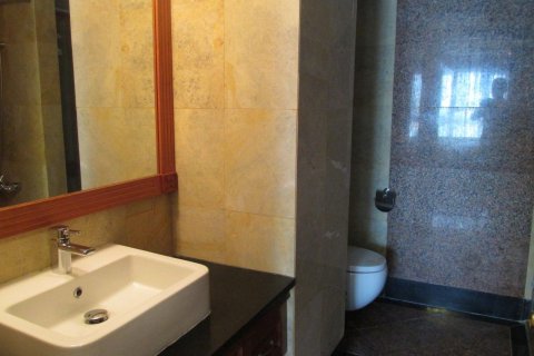 Квартира с 2 спальнями в Хоанкьем, Ханой ,  № 5594 10
