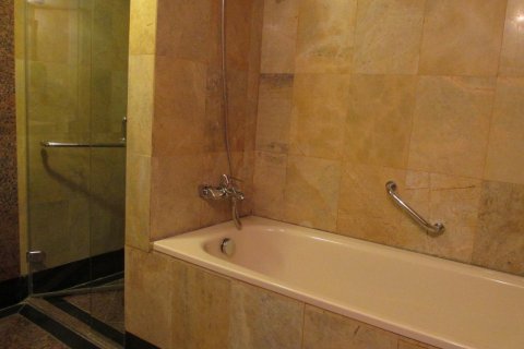 Квартира с 2 спальнями в Хоанкьем, Ханой ,  № 5594 11