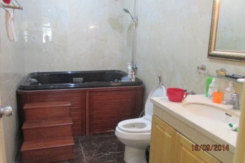4 bedrooms Villa in Tay Ho, Ha Noi, No. 6751 12