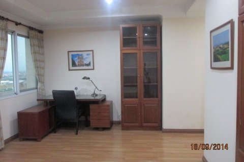 Квартира с 3 спальнями в Тэйхо, Ханой , № 6750 6