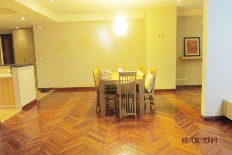 4 bedrooms Apartment in Tay Ho, Ha Noi, No. 6749 2