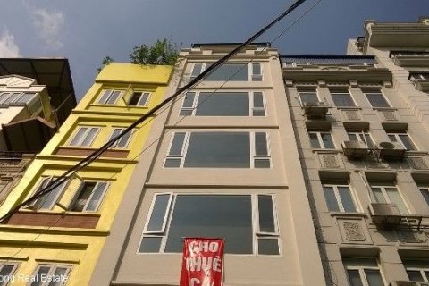 Офис с 1 комнатой в Хоанкьем, Ханой ,  № 5619