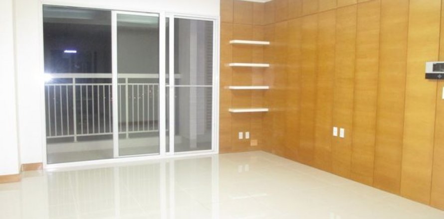 Квартира с 3 спальнями в Хоайдык, Ханой , № 5622